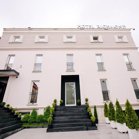 Richmond Hotel Корча Екстериор снимка