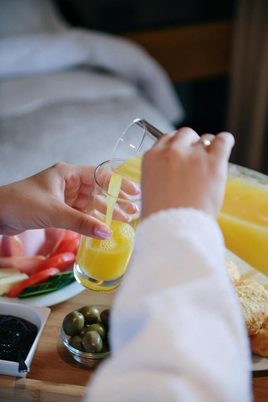 Richmond Hotel Корча Екстериор снимка