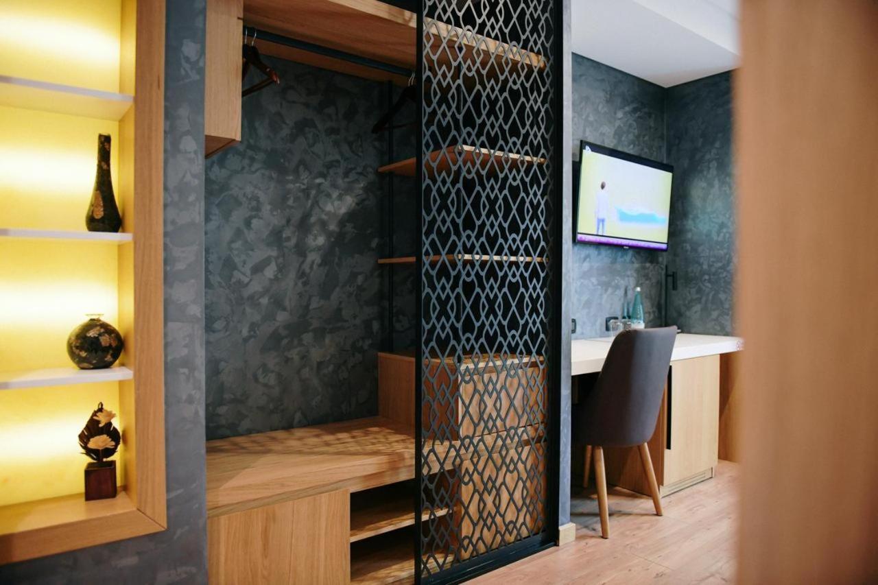Richmond Hotel Корча Екстериор снимка