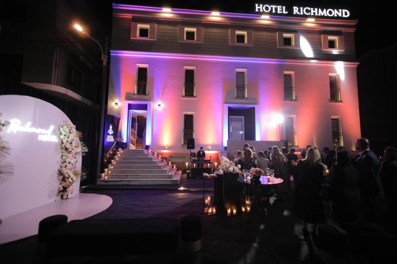 Richmond Hotel Корча Екстериор снимка